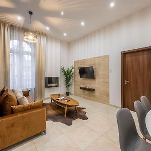 Deluxe Appartement met Drie Slaapkamers